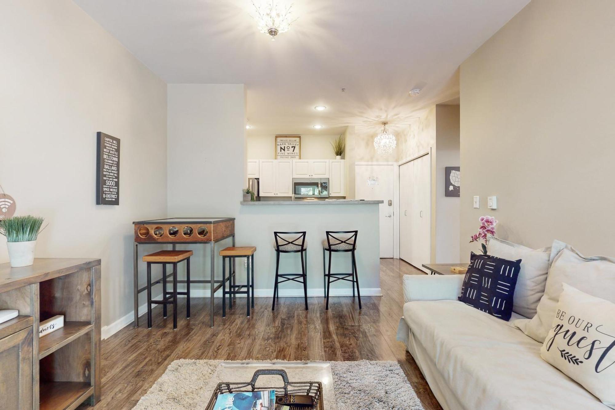 Апартаменты Belltown Court II Сиэтл Номер фото